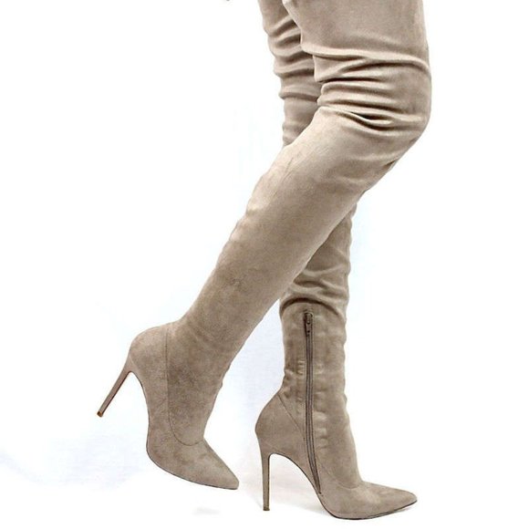Thigh high pointy toe boots - Picture 6 of 7
